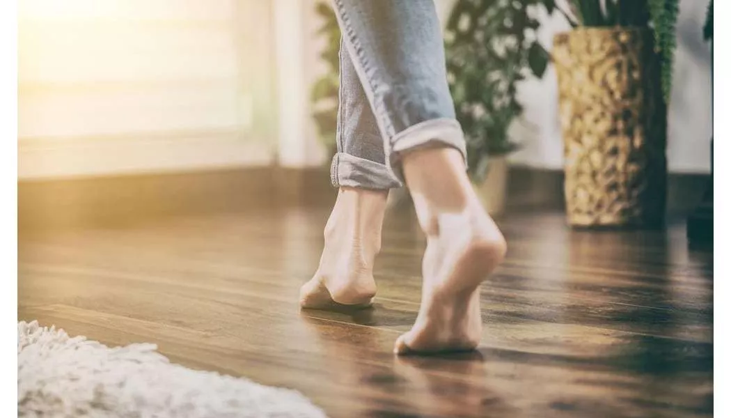 4 Easy Ways to Save Money on Hardwood Floors