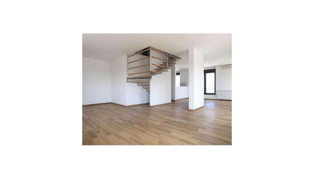 engineered hardwood in an empty home